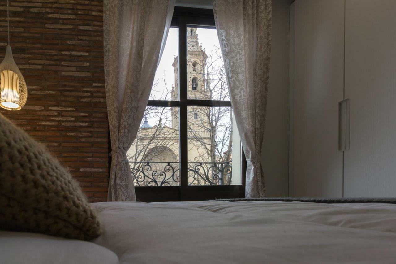 Apto Con Vistas A La Catedral Y Aire Acondicionado Логроньо Экстерьер фото