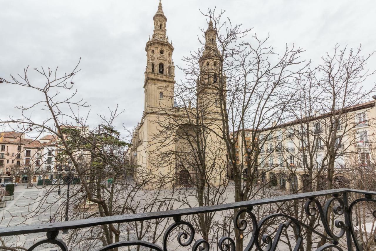 Apto Con Vistas A La Catedral Y Aire Acondicionado Логроньо Экстерьер фото